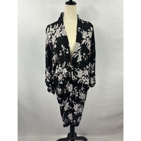Spiritual Gangster Kimono Overpiece Duster Robe Black White Floral OS Pockets - Picture 12 of 12